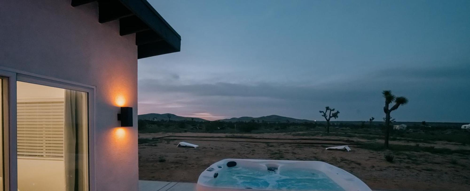 ジョシュア・ツリー Coyote Tracks - A Modern Desert Experienceヴィラ エクステリア 写真